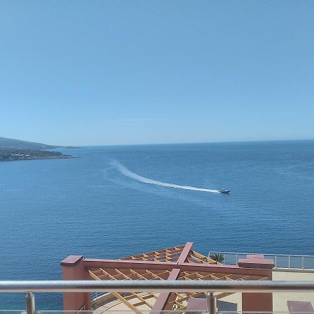 Apartment Sea Space 3 Добра вода Екстериор снимка