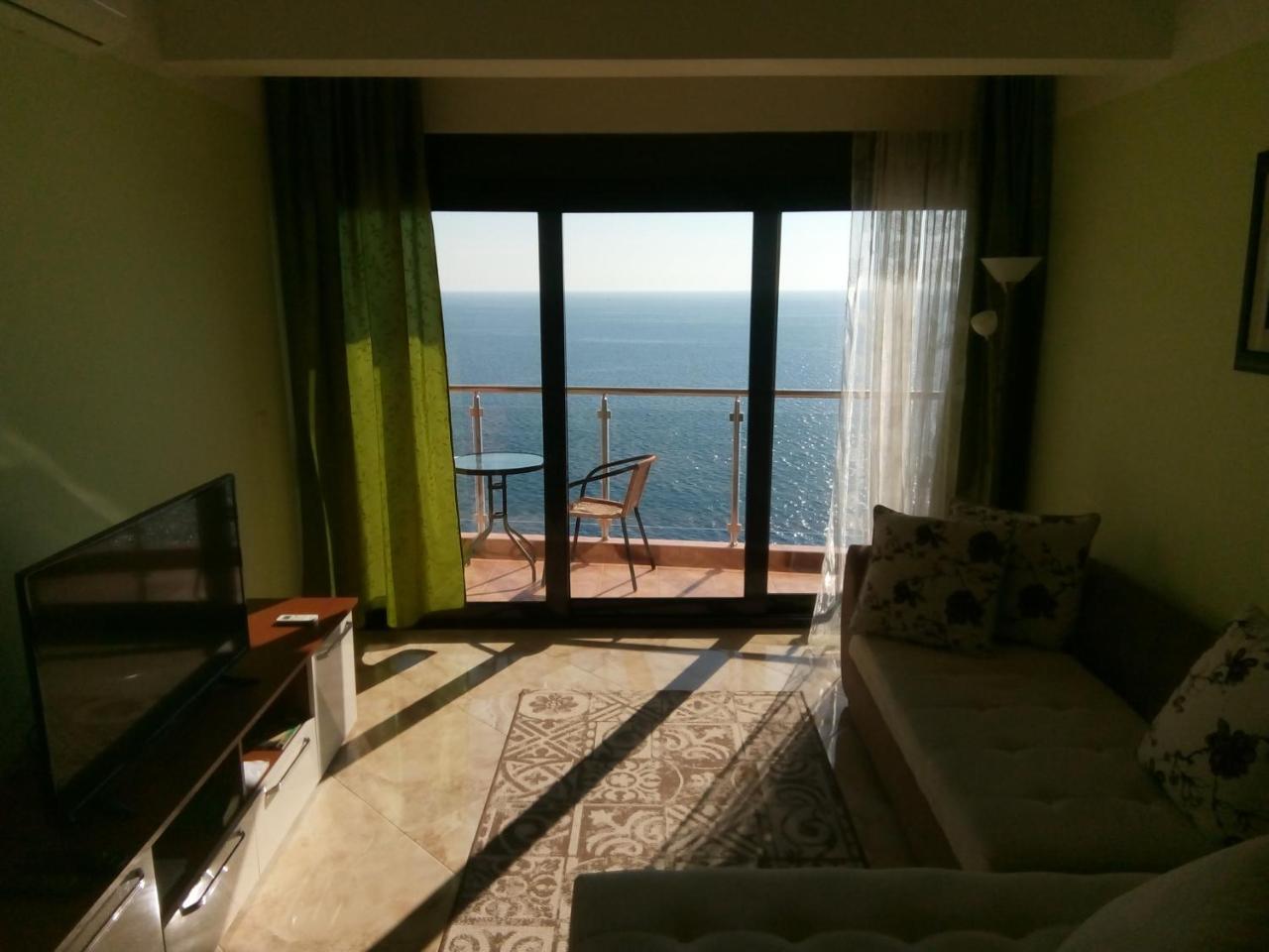 Apartment Sea Space 3 Добра вода Екстериор снимка